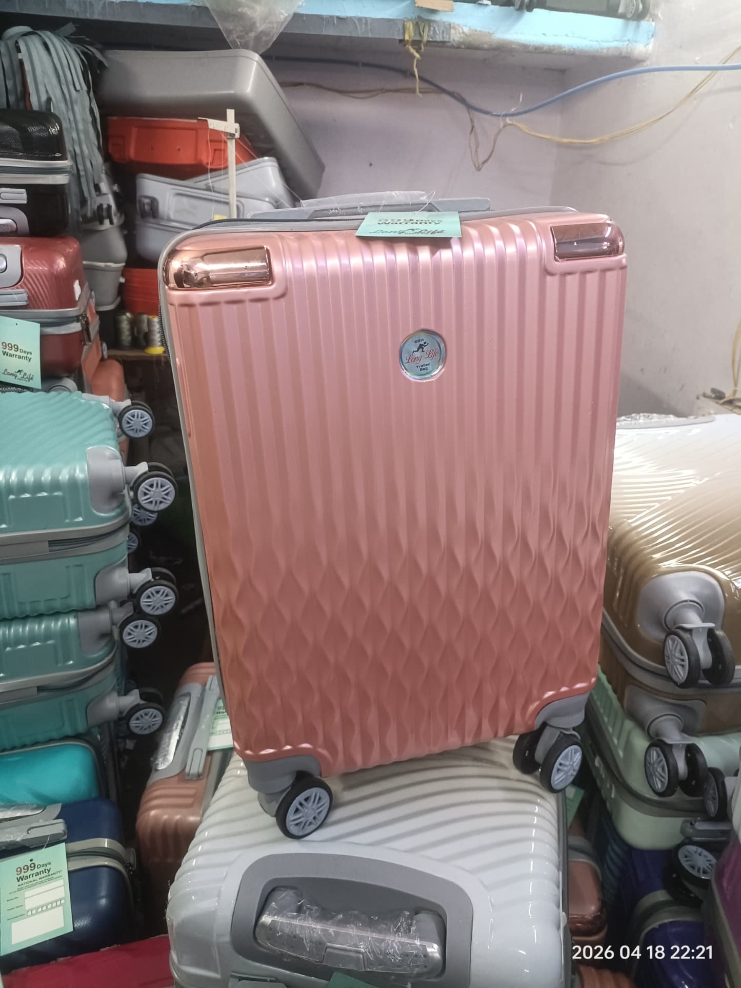 Hard shell luggage wholesaler India