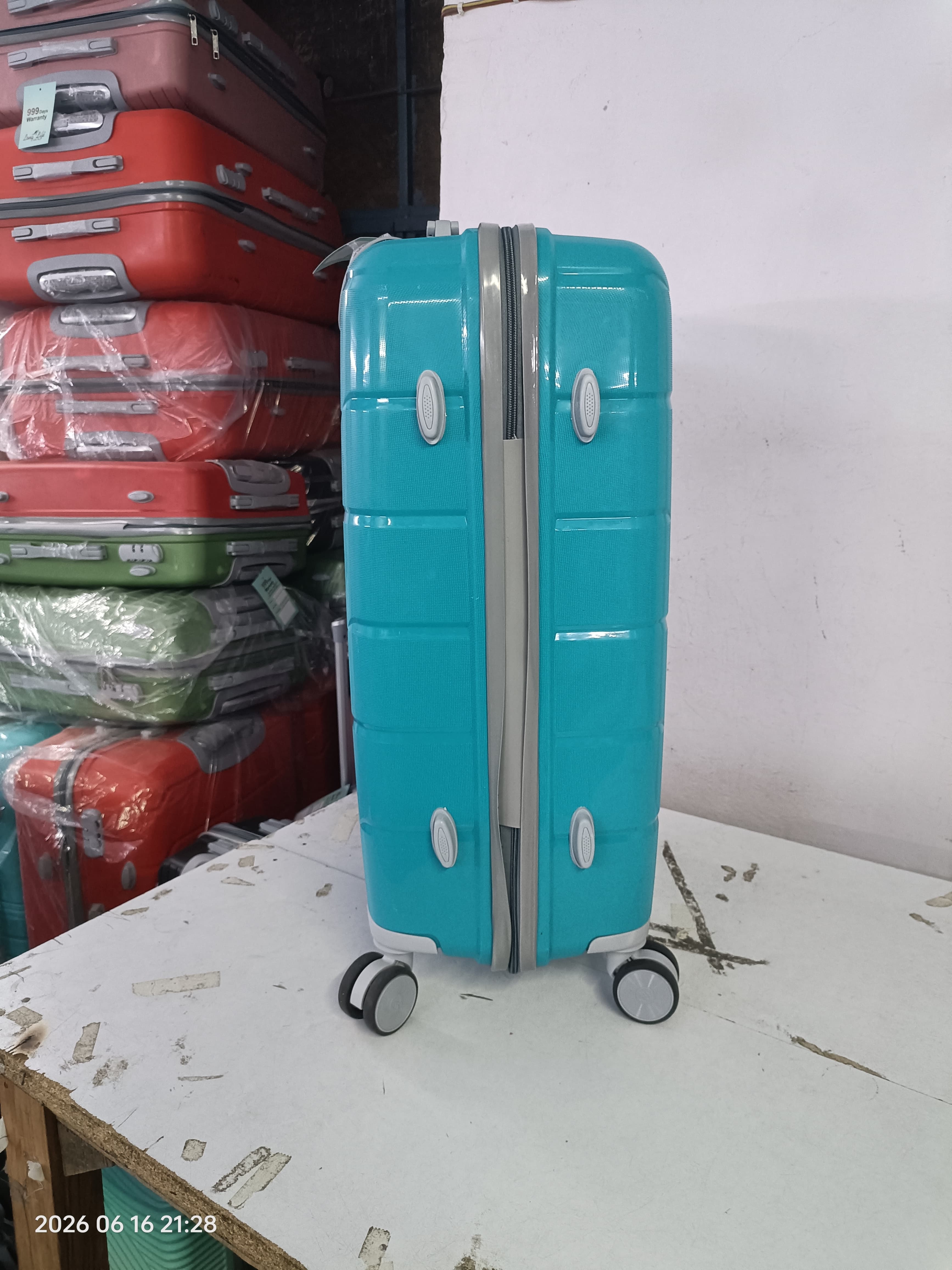 M7 Red Hard Shell Trolley Bag | PP Travel Suitcase detail 2